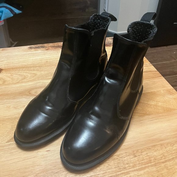 Dr. Martens 2976 Flora Chelsea Boot - Picture 4 of 6